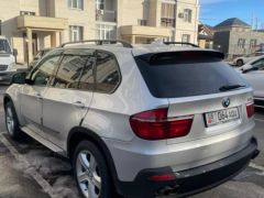 Photo of the vehicle BMW X5