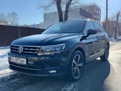 Photo of the vehicle Volkswagen Tiguan