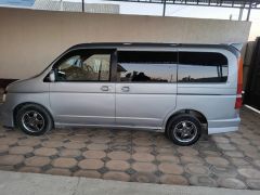 Фото авто Honda Stepwgn