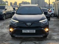 Сүрөт унаа Toyota RAV4