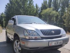 Сүрөт унаа Toyota Harrier