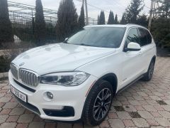 Photo of the vehicle BMW X5