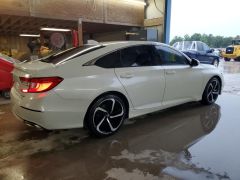 Фото авто Honda Accord