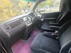 Фото авто Honda Stepwgn