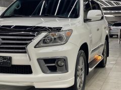 Photo of the vehicle Lexus LX