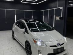 Фото авто Toyota Prius