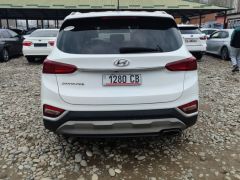 Photo of the vehicle Hyundai Santa Fe