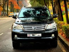 Photo of the vehicle Lexus GX