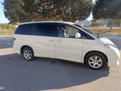 Photo of the vehicle Toyota Estima