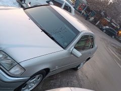 Сүрөт унаа Mercedes-Benz C-Класс