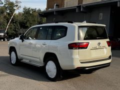 Photo of the vehicle Toyota Land Cruiser Prado