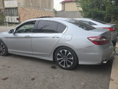 Фото авто Honda Accord