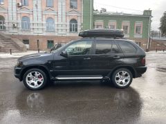 Photo of the vehicle BMW X5