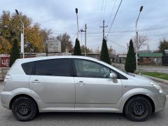 Фото авто Toyota Corolla Verso