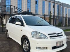 Фото авто Toyota Ipsum