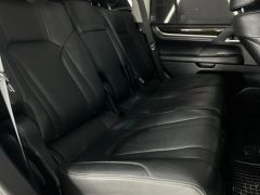 Photo of the vehicle Lexus LX