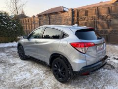 Сүрөт унаа Honda HR-V