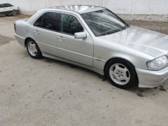 Сүрөт унаа Mercedes-Benz C-Класс