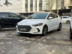 Сүрөт унаа Hyundai Elantra