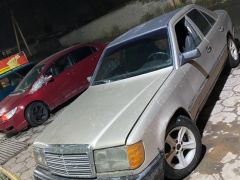 Сүрөт унаа Mercedes-Benz W124