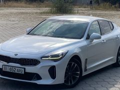 Фото авто Kia Stinger