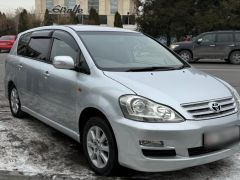 Фото авто Toyota Ipsum