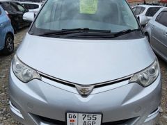 Фото авто Toyota Estima