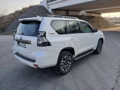 Сүрөт унаа Toyota Land Cruiser Prado