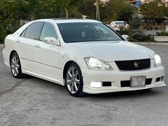 Фото авто Toyota Crown