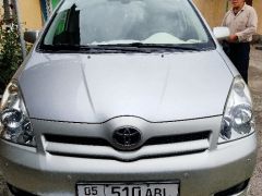 Сүрөт унаа Toyota Corolla Verso