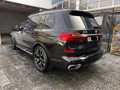 Фото авто BMW X7