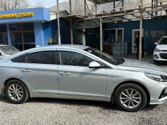 Photo of the vehicle Hyundai Sonata