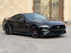 Photo of the vehicle Ford Mustang