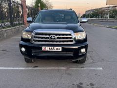 Сүрөт унаа Toyota Sequoia