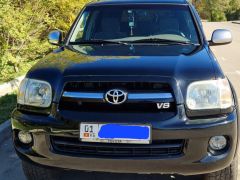 Сүрөт унаа Toyota Sequoia