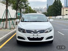 Фото авто BYD E5