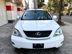 Photo of the vehicle Lexus RX