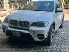 Photo of the vehicle BMW X5