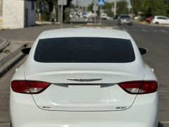 Photo of the vehicle Chrysler 200