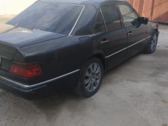 Фото авто Mercedes-Benz W124