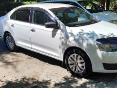 Сүрөт унаа Skoda Rapid