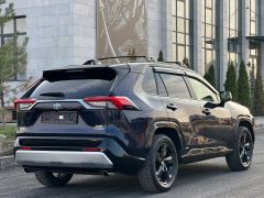 Сүрөт унаа Toyota RAV4