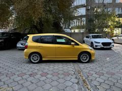 Фото авто Honda Fit