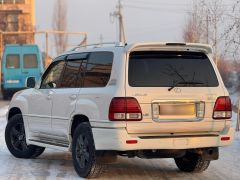 Photo of the vehicle Lexus LX