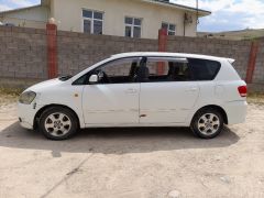 Фото авто Toyota Ipsum