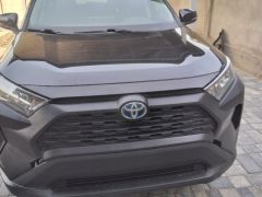 Сүрөт унаа Toyota RAV4