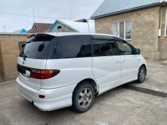 Photo of the vehicle Toyota Estima