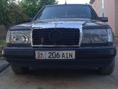 Фото авто Mercedes-Benz W124