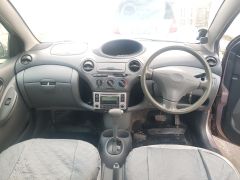 Сүрөт унаа Toyota Vitz