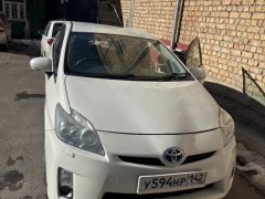 Фото авто Toyota Prius